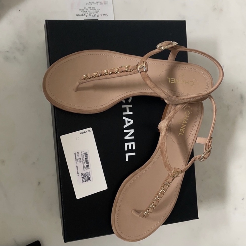 Chanel Beige Thong Sandal With Chain Detail NWT 36 - Picture 7 of 9